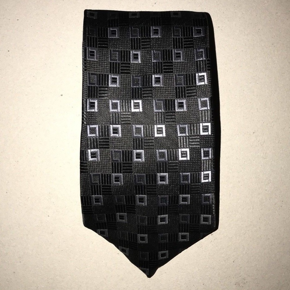 VAN HEUSEN CHROME NECK TIE-COLOR/BLACK*STYLE/POL